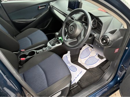 2016 Mazda Demio - photo 11