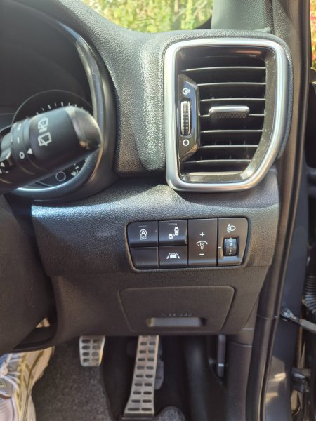 2020 Kia Sportage - photo 39