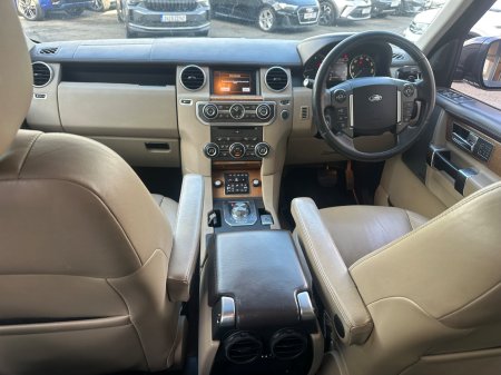 2016 Land Rover Discovery - photo 24