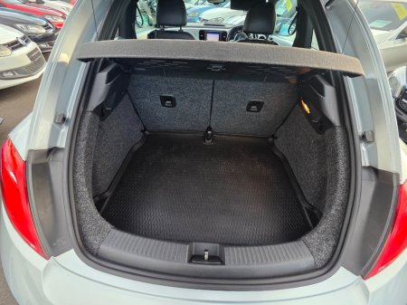 2012 Volkswagen Beetle - photo 9
