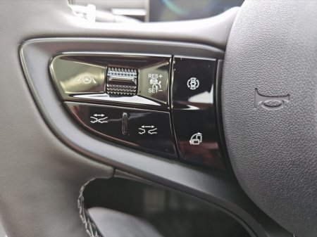 2025 BYD SEAL - photo 17