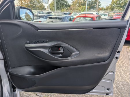 2023 Toyota Yaris - photo 11