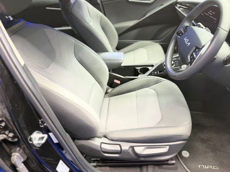 2025 Kia Niro - photo 16
