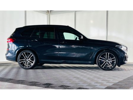 2021 BMW X5 - photo 2