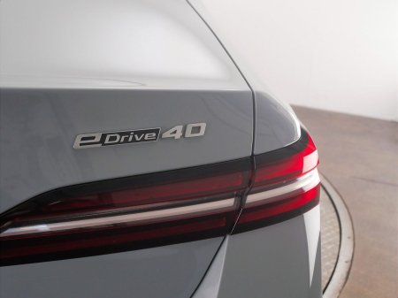 2024 BMW i5 - photo 25
