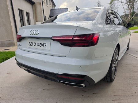 2022 Audi A4 - photo 4