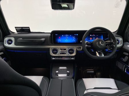 2026 Mercedes-Benz AMG - photo 2