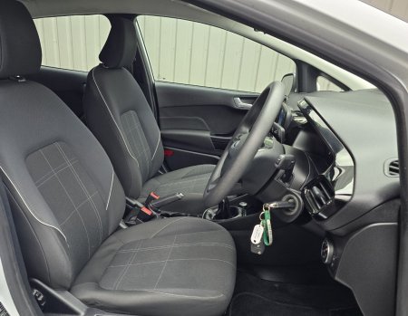 2018 Ford Fiesta - photo 12