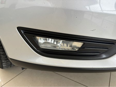 2016 Ford Focus - photo 13