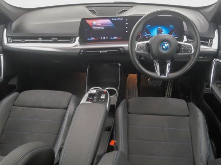2024 BMW iX1 - photo 4