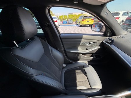 2021 BMW 3-Series - photo 33