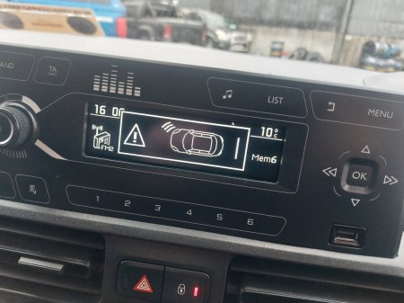 2020 Opel Combo - photo 28