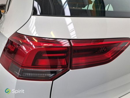2021 Volkswagen Golf - photo 23