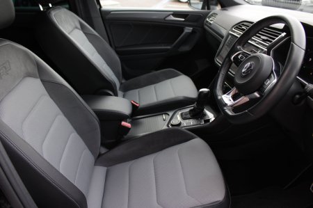 2020 Volkswagen Tiguan - photo 11