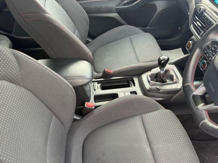 2019 Ford Focus - photo 11