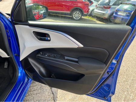 2023 Suzuki Swift - photo 12