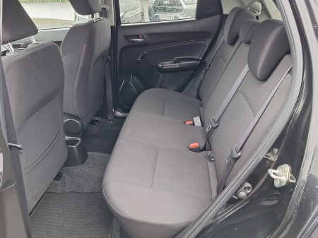 2024 Suzuki Swift - photo 8