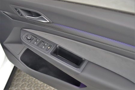 2023 Volkswagen Golf - photo 25