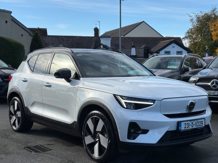 2023 Volvo XC40 - photo 3