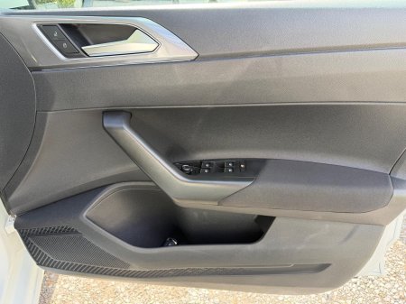 2020 Volkswagen Polo - photo 13