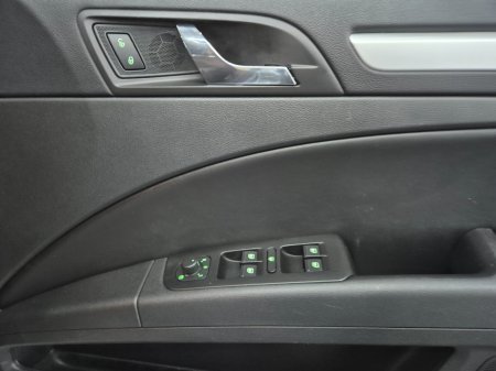 2010 Skoda Superb - photo 15