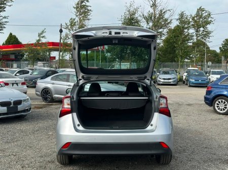 2021 Toyota Prius - photo 14