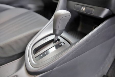 2022 Toyota Yaris - photo 23