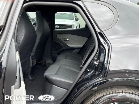 2026 Ford Capri - photo 8