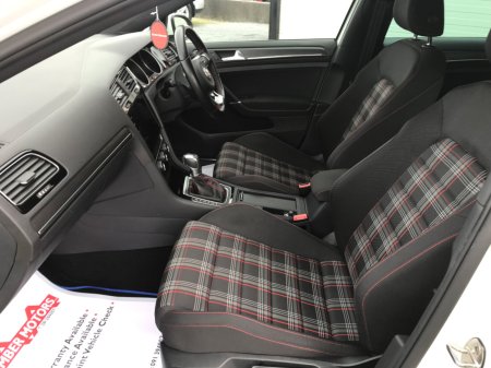 2019 Volkswagen Golf - photo 24