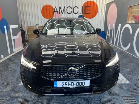2025 Volvo V60 - photo 2