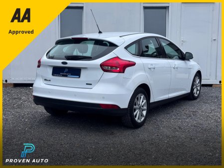 2015 Ford Focus - photo 4