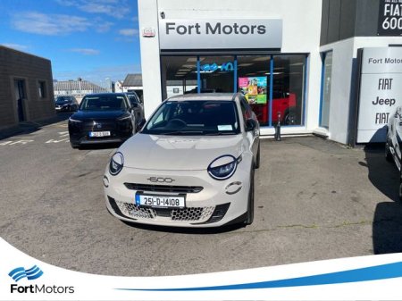 2025 Fiat 600 - photo 2