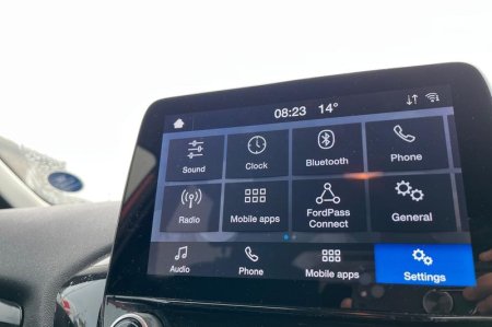 2020 Ford Fiesta - photo 32