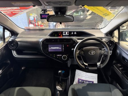 2019 Toyota Aqua - photo 10