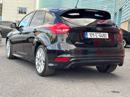 2017 Ford Focus - photo 8