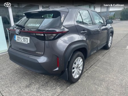 2022 Toyota Yaris Cross - photo 2