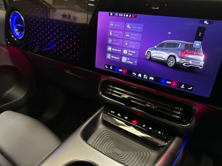 2026 Mercedes-Benz GLB - photo 22