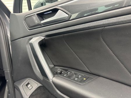 2020 Volkswagen Tiguan - photo 11