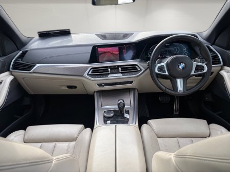 2021 BMW X5 - photo 9