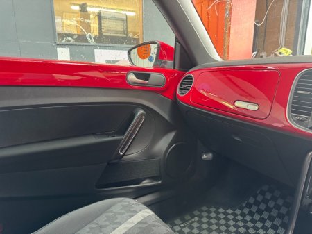 2017 Volkswagen Beetle - photo 10