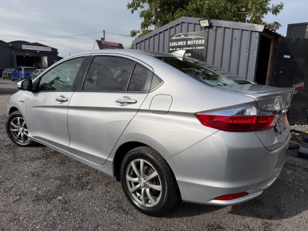 2015 Honda Grace - photo 3