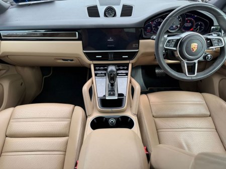 2022 Porsche Cayenne - photo 11