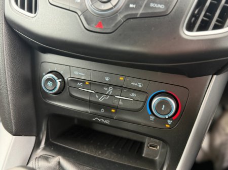 2015 Ford Focus - photo 10