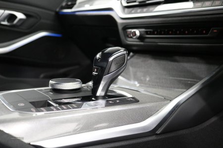 2021 BMW 3-Series - photo 21