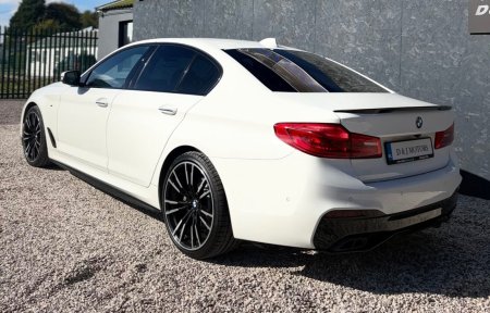 2017 BMW 5-Series - photo 11