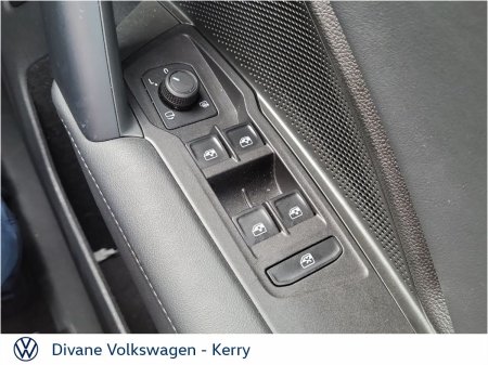 2025 Volkswagen Tiguan - photo 25