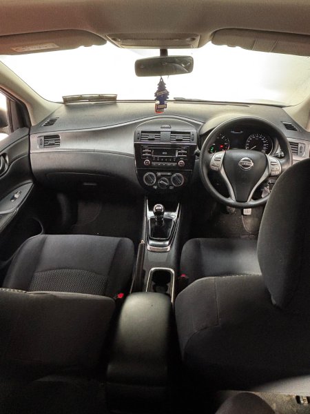 2016 Nissan Pulsar - photo 13