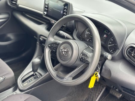 2020 Toyota Yaris - photo 24
