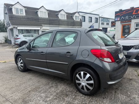 2012 Peugeot 207 - photo 11