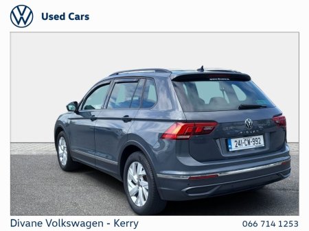 2024 Volkswagen Tiguan - photo 3